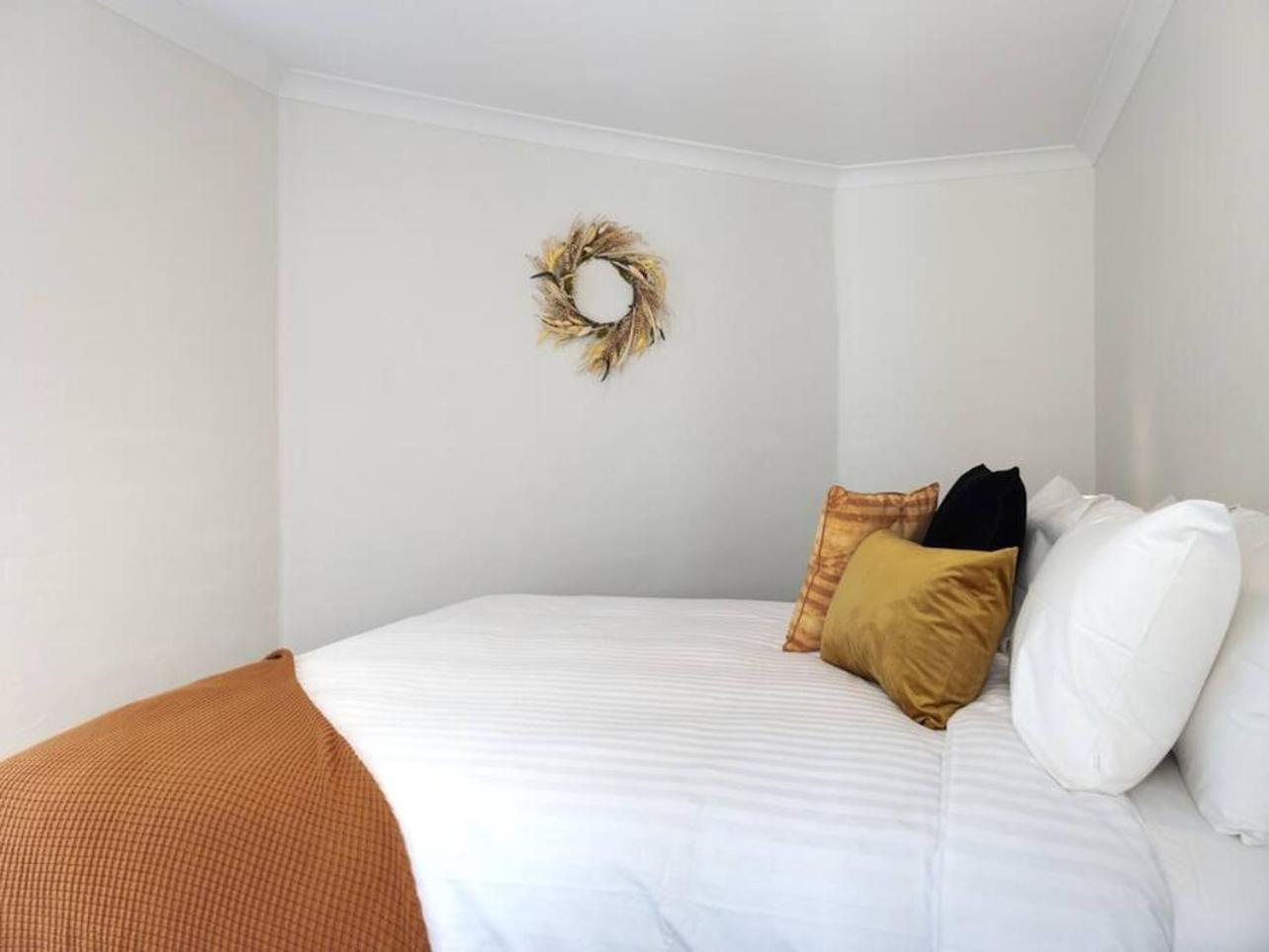 Magical Mcatee W Pool And King Bed Apartment Fremantle Exterior foto